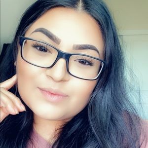 Meet your Posher, Maira